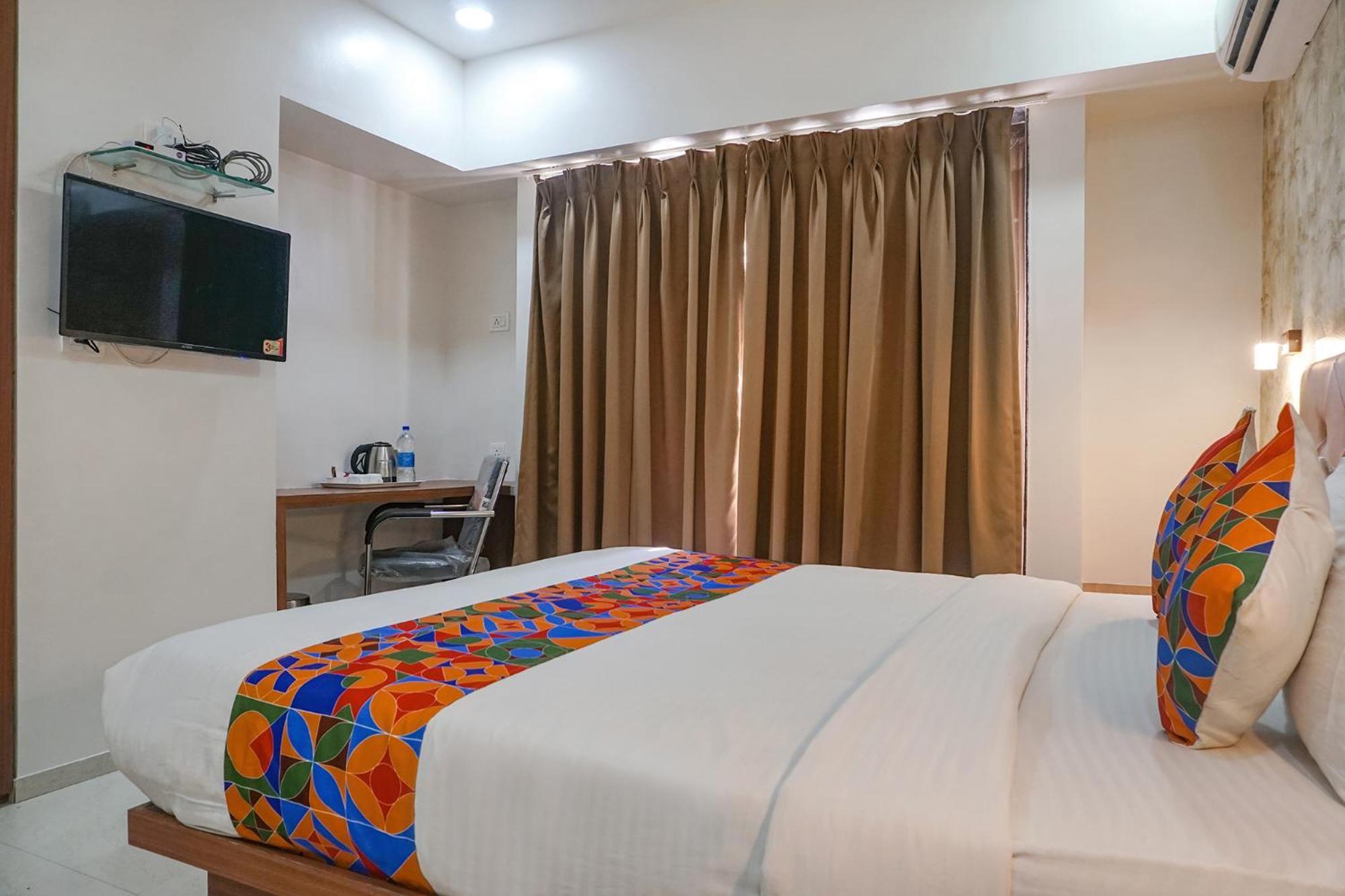 Fabhotel Emersion Residency - High Street Near Laxman Nagar, Baner Pune Exterior foto